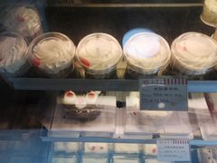 -红宝石·鲜奶小方·海派西点房(南丹店)