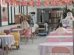 -鲸育宝宝月嫂(徐汇店)