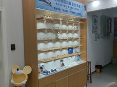 -亿视康青少儿眼镜(五官科店)