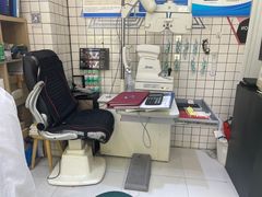 -沫芮眼镜·蔡司官方授权店(人民广场店)