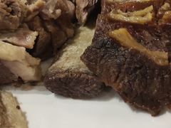 手把羊肉拼汗廷牛肉-巴音浩日娲·蒙餐(双林东路店)