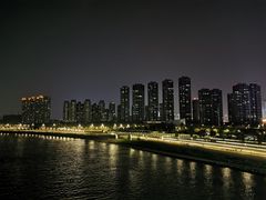 -南京眼步行桥