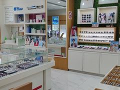-光明眼镜·蔡司授权(九亭U天地店)