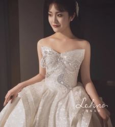 -LAFINE 兰斐婚纱礼服馆