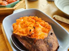 -蜜桃餐厅·伴山(湖滨商业街店)