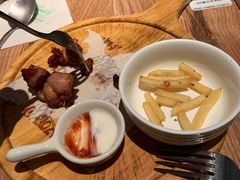 -玛格萝妮(汇智国际商业中心店)