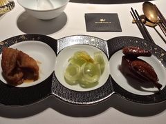 -新荣记(BFC外滩金融中心店)