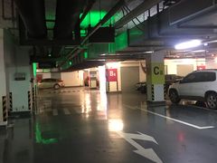 -189弄购物中心-地下停车场