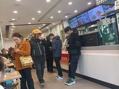 -老乡鸡(亳州路天庆大厦店)