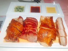 -新大咀港式茶餐厅(宝山万达店)