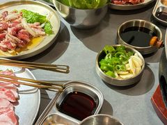 -围炉肉舍丹东海鲜烤肉·烤活鳗(步行街店)