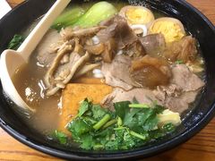 -鑫花溪牛肉米粉(凤凰街创始总店)