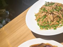 -自贡盐帮菜·玩辣餐厅(樱花园西街店)