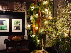 -Cuc Gach Quan Restaurant