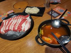-呷哺呷哺(普陀乐购真北店)