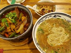 干锅牛蛙面-霸道川面馆(张江店)