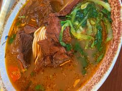 -金杨拉面王小吃面馆·牛三宝面·红烧牛肉粉