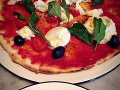 -Pizza Express(机场T1店)