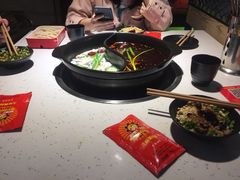 -钢管厂五区小郡肝串串香(奥克斯广场锦城万达店)
