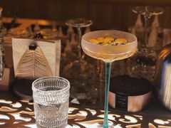 -Shift cocktail bar鸡尾酒吧