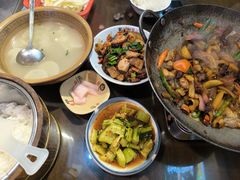 -富正毅三下锅·湘西韵味(天门山索道店)