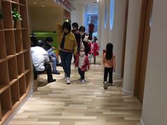 -i2青少儿英语(爱加星悦荟店)