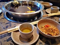 -肖肖酸萝卜鱼火锅(总店)