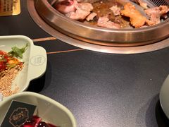 -梨花自助烤肉(西三旗万象汇黑金店)