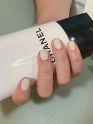 -洛伊科技抗衰护肤中心