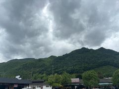 -安吉龙王山峡谷漂流
