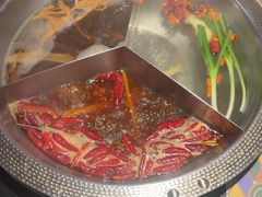 -廖掌柜·重庆鲜货火锅(上海首店)