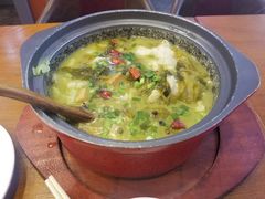 -周鱼小馆石锅酸菜鱼(活力汇店)