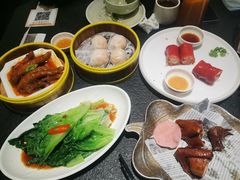 -蝴蝶里·粤菜·点心(滨江龙湖店)