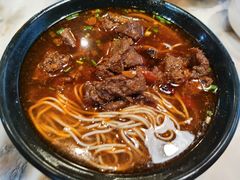 牛肉面-四季春(美食街店)