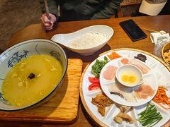 -芸南道·过桥米线(昆明老街旗舰店)