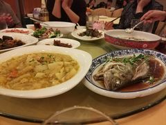 -山明水秀大饭店