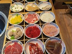 -周小明火锅(黑金冠社区店)