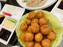 干炸丸子-鸿运楼烤鸭店(天桥店)