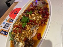 招牌蒜爆鱼-杨氏青龙虾·羊蝎子(托乐嘉店)
