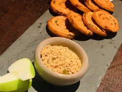 鹅肝酱葱油饼-杭州西子湖四季酒店·金沙厅