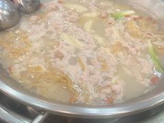 -老来福·非遗酸汤兔(凯旋路店)