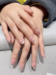 -丽心自助美甲美睫