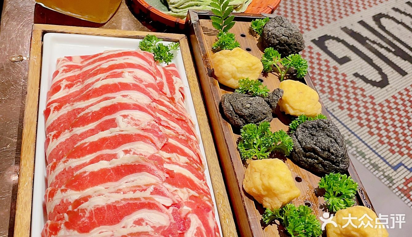 北京探店 ｜ 醒狮浓汤猪软骨火锅