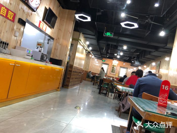 广式烧腊(崇文门店)大堂图片