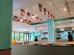 大堂-老乡鸡(肥东彩虹新城店)
