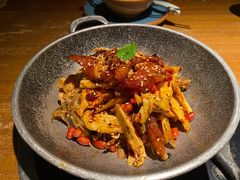 手撕扁担鸡-吃饭皇帝大土家民族菜(正大广场店)