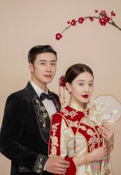 -喜爱高定婚纱摄影