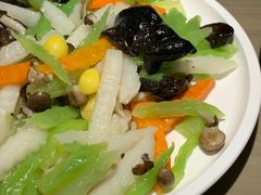 -前海沿·青岛菜(李沧万达店)