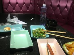 -依呀呀ktv烧烤小串(中山西路店)