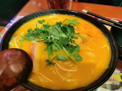 -太子浓心招牌炸酱小锅米线(探十里店)